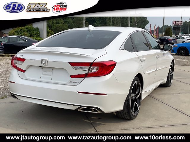 Used 2018 Honda Accord Sport image 7