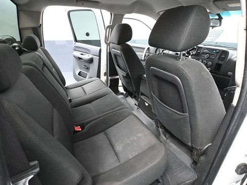 Used 2010 Chevrolet Silverado 2500 LT image 36