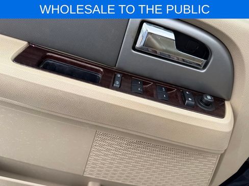 Used 2012 Ford Expedition EL XLT RWD image 6