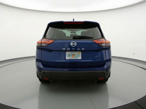 Used 2025 Nissan Rogue SV FWD image 7