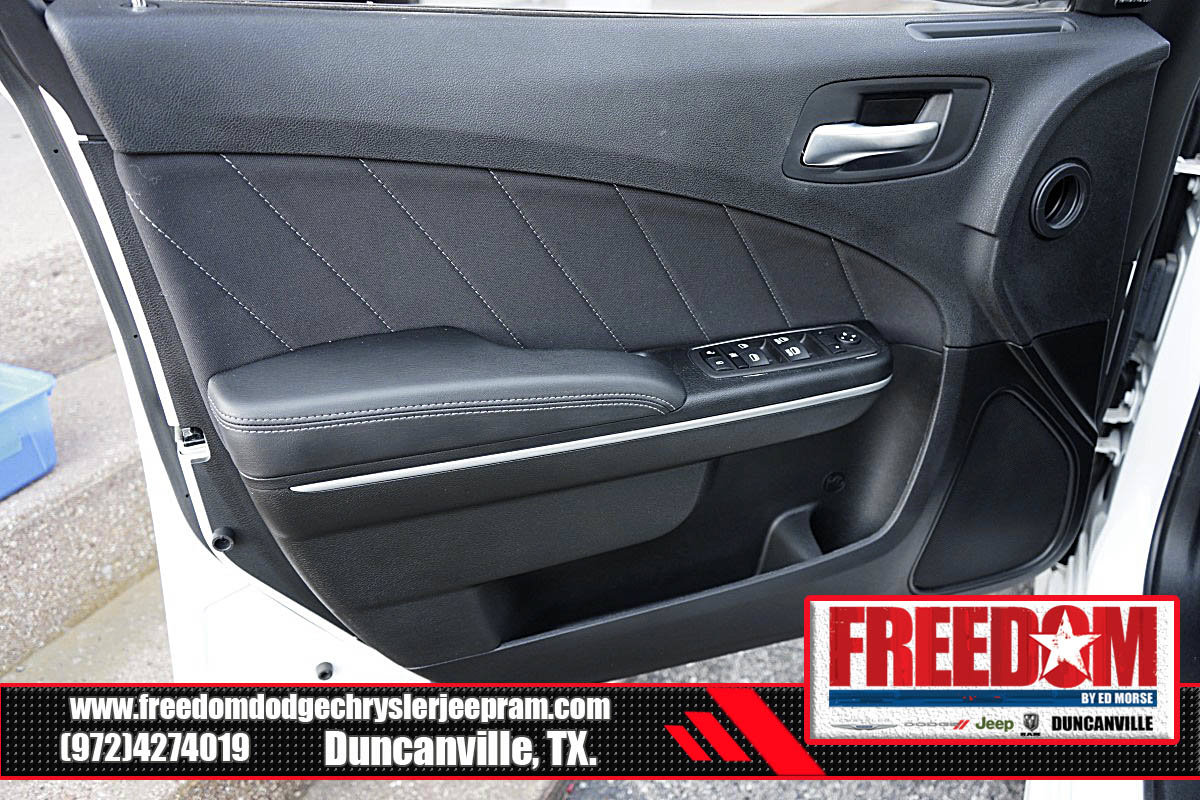 New 2023 Dodge Charger Scat Pack w/ Harman/Kardon Audio Group RWD image 38