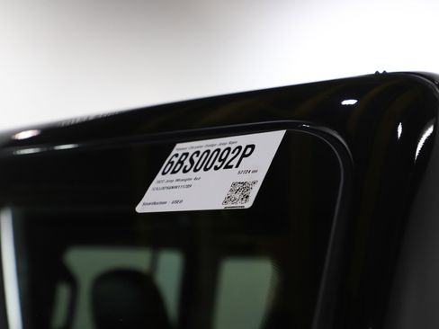 Used 2022 Jeep Wrangler Unlimited Sahara w/ Cold Weather Group image 32