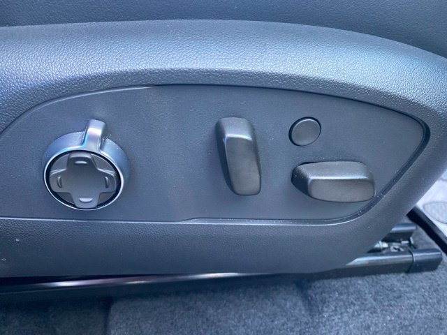 Used 2026 Buick Enclave Avenir AWD/4WD image 46