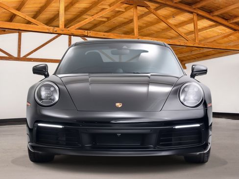 Used 2024 Porsche 911 Carrera S RWD image 6