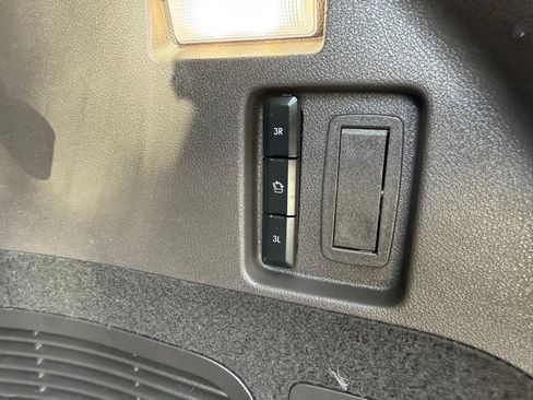 Used 2022 Lincoln Aviator 2WD image 25