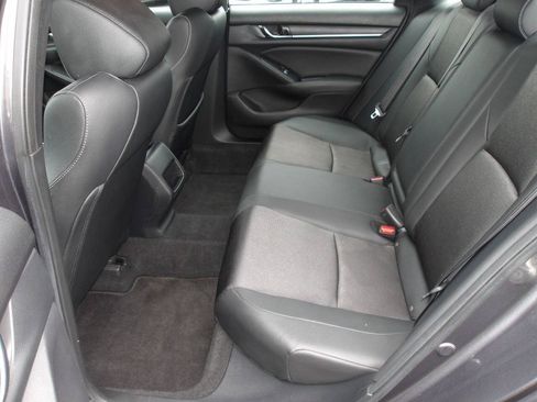 Used 2019 Honda Accord Sport image 24