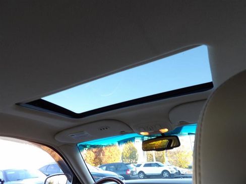 Used 2007 Lincoln Town Car Designer Series image 26