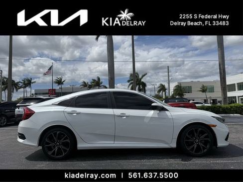 Used 2020 Honda Civic Sport image 2