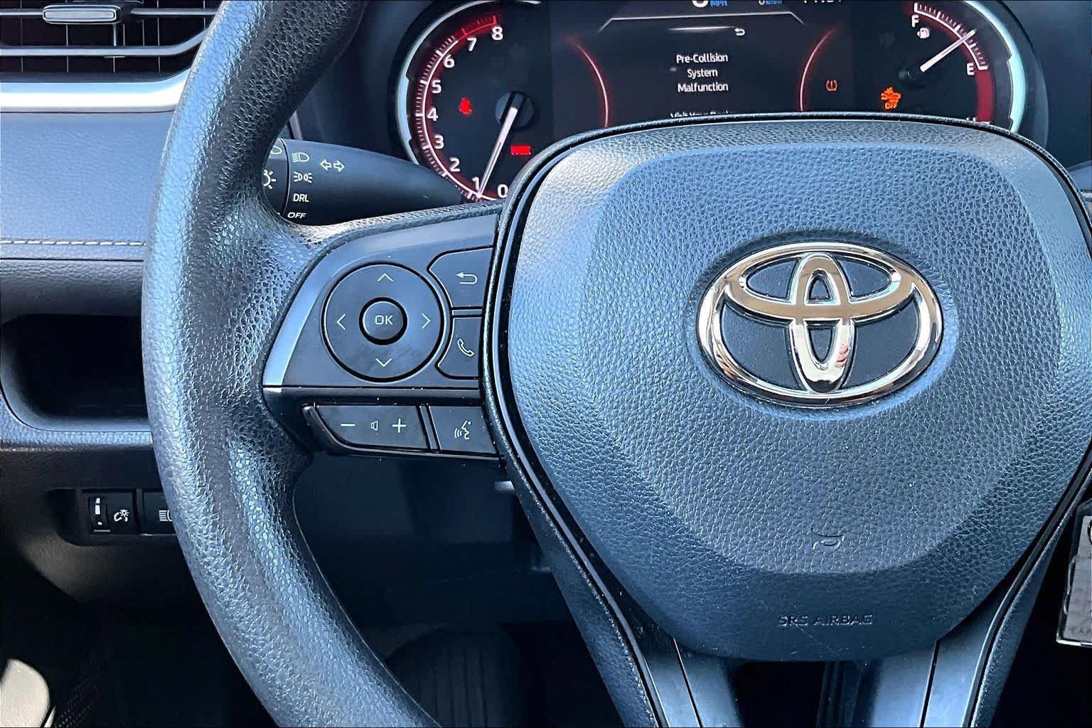 Used 2025 Toyota RAV4 LE AWD/4WD image 23