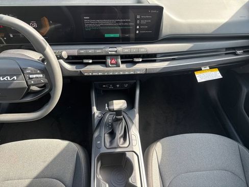 New 2026 Kia K4 FWD image 12