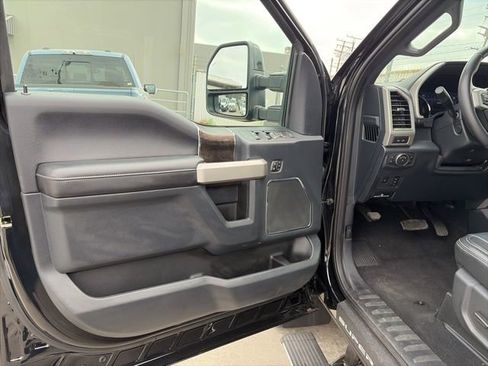 Used 2022 Ford F250 Lariat w/ Lariat Ultimate Package image 10