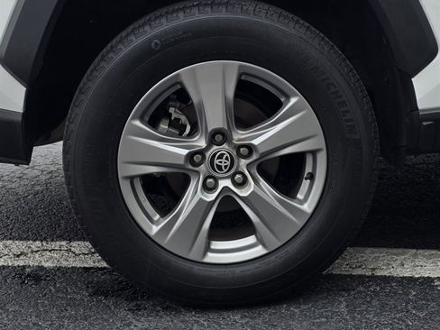 Used 2024 Toyota RAV4 XLE image 38