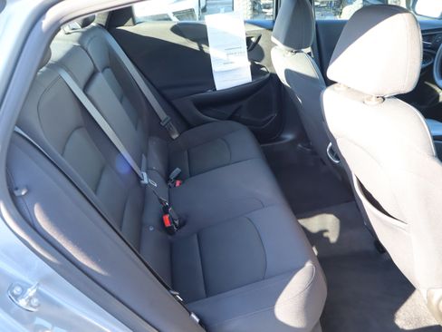 Used 2024 Chevrolet Malibu LT image 35