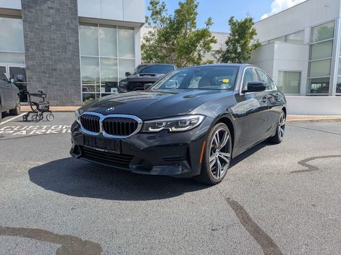 Used 2021 BMW 330i xDrive Sedan AWD/4WD image 9