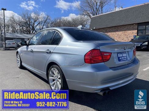 Used 2011 BMW 328i xDrive Sedan image 7