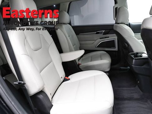Used 2021 Kia Telluride S image 24