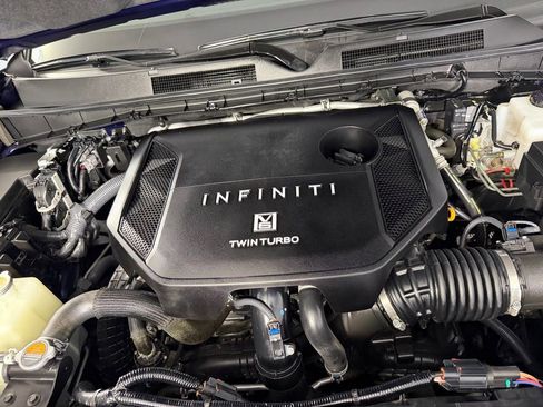 Used 2025 INFINITI QX80 Sensory image 36