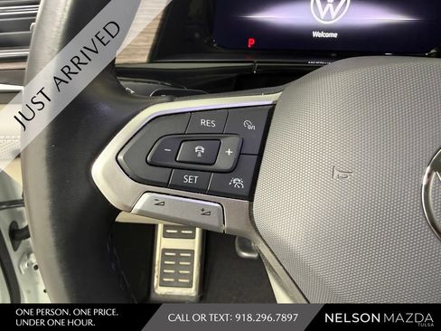 Used 2024 Volkswagen Atlas SEL Premium R-Line AWD/4WD image 23