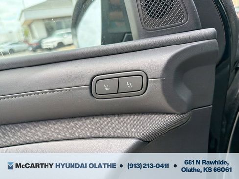 Used 2025 Hyundai Tucson Limited AWD/4WD image 37
