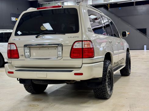 Used 2005 Lexus LX 470 4WD image 7