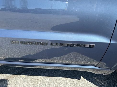 Used 2021 Jeep Grand Cherokee Limited w/ Quick Order Package 28K 80th image 10