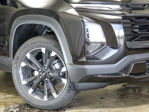 New 2026 Chevrolet Equinox RS w/ LPO, Floor Liner Package FWD image 4