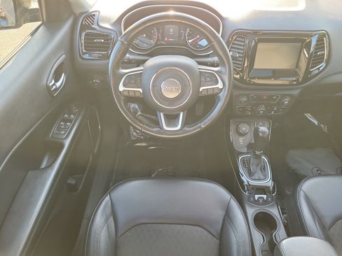 Used 2019 Jeep Compass Altitude image 15