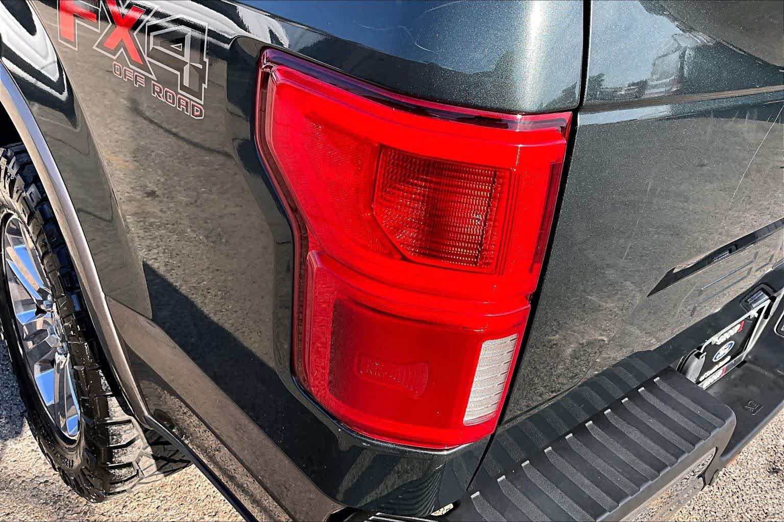 Used 2018 Ford F150 Lariat AWD/4WD image 28