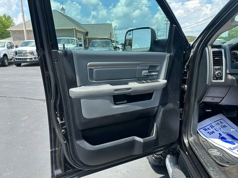 Used 2017 RAM 2500 Lone Star image 9