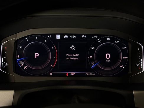 Used 2022 Volkswagen Atlas Cross Sport SEL Premium R-Line image 15