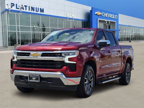 Used 2024 Chevrolet Silverado 1500 LT RWD image 2