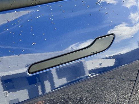 Used 2022 Tesla Model 3 Standard Range image 29