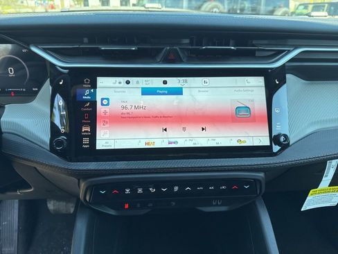 New 2026 Jeep Cherokee Limited AWD/4WD image 12