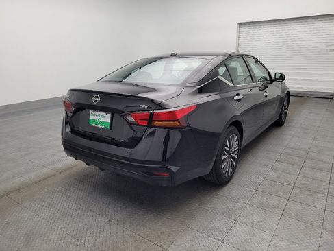 Used 2023 Nissan Altima 2.5 SV image 9