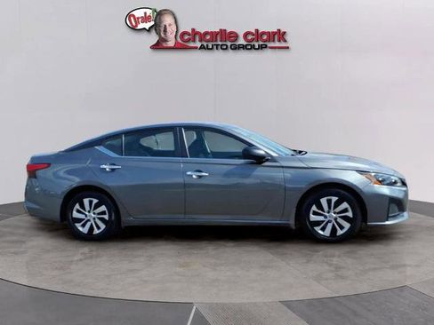 Certified 2025 Nissan Altima 2.5 S image 6