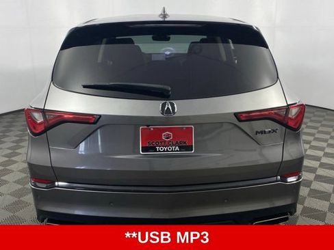Used 2022 Acura MDX FWD w/ Technology Package image 7