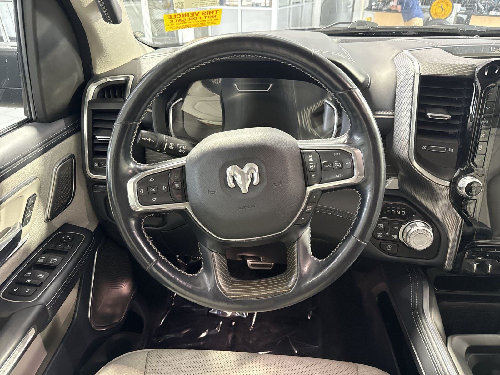 Used 2023 RAM 1500 Limited AWD/4WD image 17