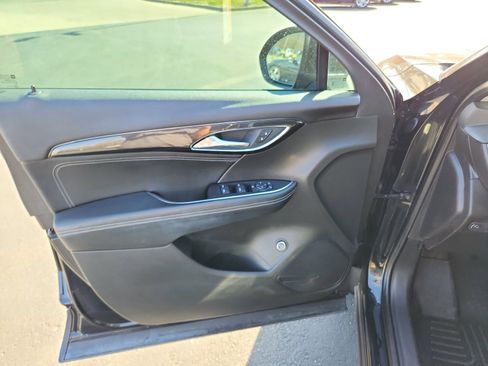 Used 2021 Buick Envision Preferred image 19