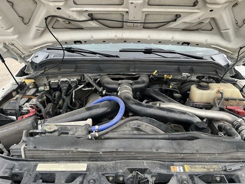 Used 2015 Ford F250 XLT image 11