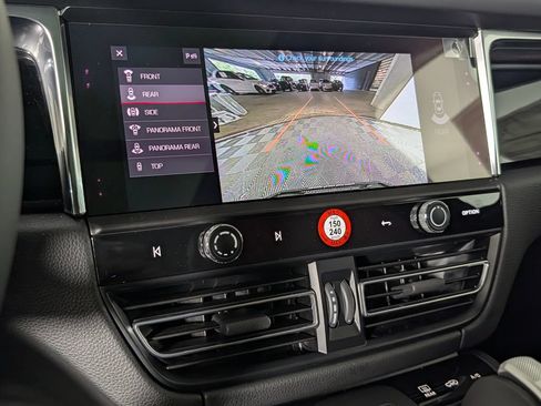 New 2026 Porsche Macan S AWD/4WD image 31