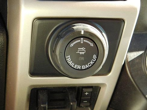 Used 2020 Ford F150 Lariat w/ Equipment Group 502A Luxury image 33