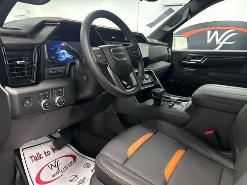 New 2026 GMC Sierra 1500 AT4 w/ Technology Package AWD/4WD image 9