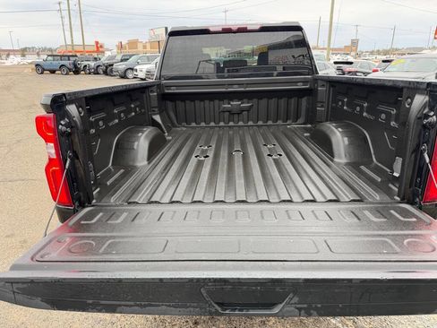 Used 2022 Chevrolet Silverado 2500 LTZ AWD/4WD image 19