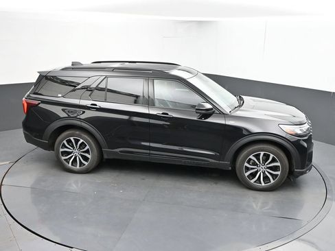 Used 2026 Ford Explorer ST-Line AWD/4WD image 33