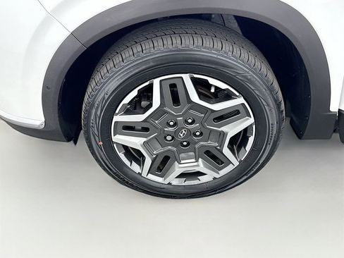 Used 2023 Hyundai Santa Fe Limited image 29