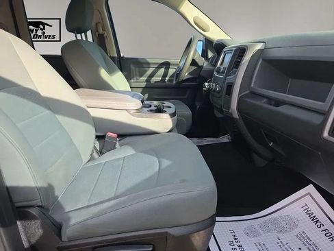 Used 2017 RAM 1500 Express w/ Express Value Package AWD/4WD image 11