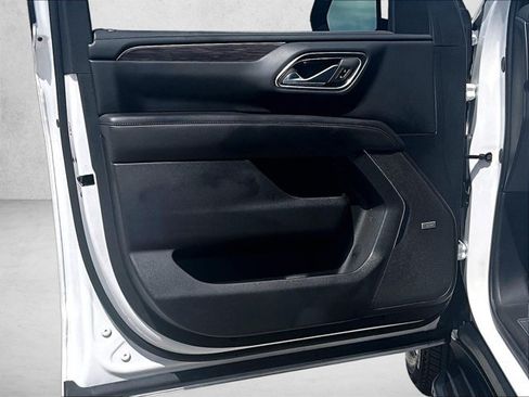 Used 2023 Chevrolet Tahoe LT RWD image 18