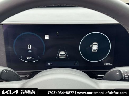 Used 2024 Hyundai Kona SEL w/ Convenience Package image 16