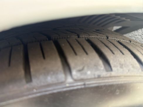 Used 2015 Mercedes-Benz SL 550 image 12