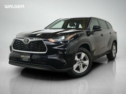Used 2024 Toyota Highlander LE